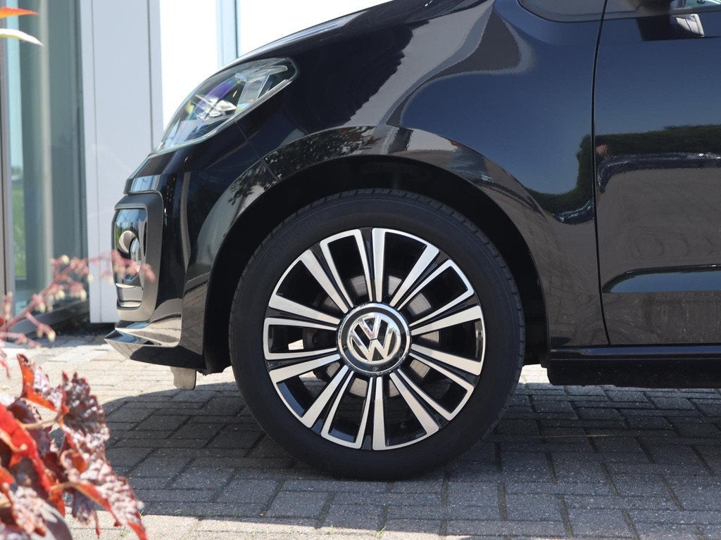 Volkswagen Up! 1.0 60 PK BMT high up! | Stoelverwarming | Cl, Auto's, Voorwielaandrijving, Stof, Gebruikt, Zwart