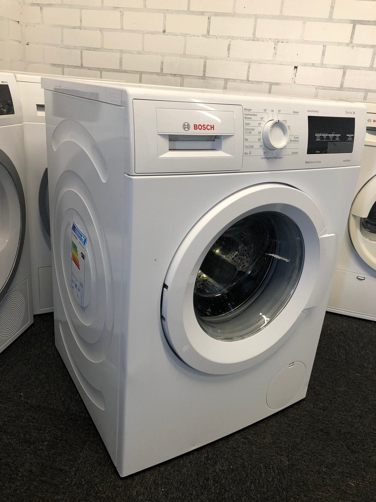 Foto 4 van Bosch Serie6 A+++ 8kg Wasmachine MET GARANTIE OPHALEN