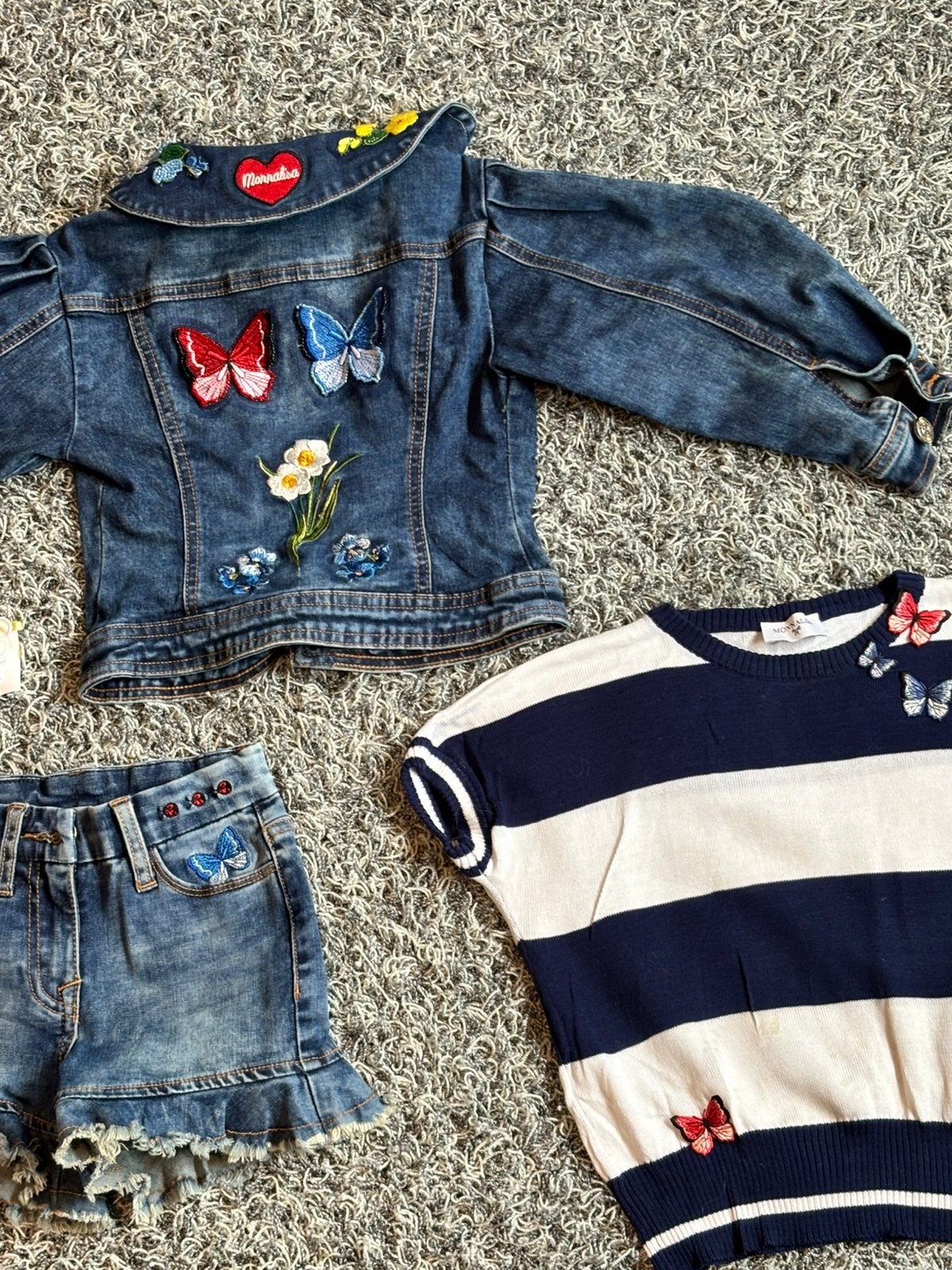 Monnalisa 3 delig set broekje 4 shirt 6. Jasje 5 jaar, Ophalen of Verzenden, Zo goed als nieuw, Meisje, Setje