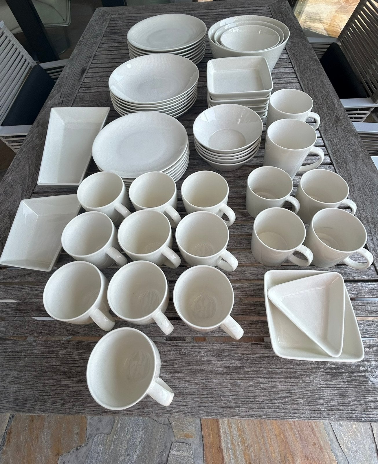 Iitala servies roomwit 57 delig Fins design, Huis en Inrichting, Keuken | Servies, Ophalen, Overige merken, Zo goed als nieuw