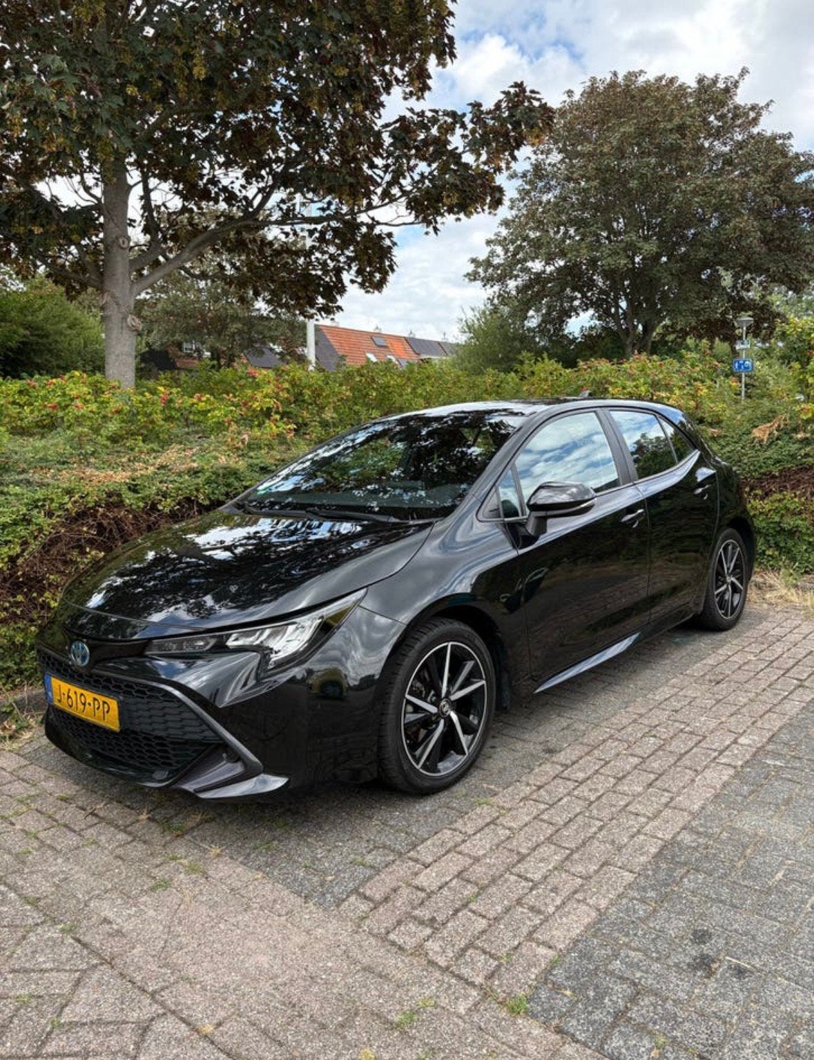 Toyota Corolla 1.8 Hybrid 122pk CVT 2020 Zwart, Auto's, Corolla, Zwart, Start-stop-systeem, 1798 cc