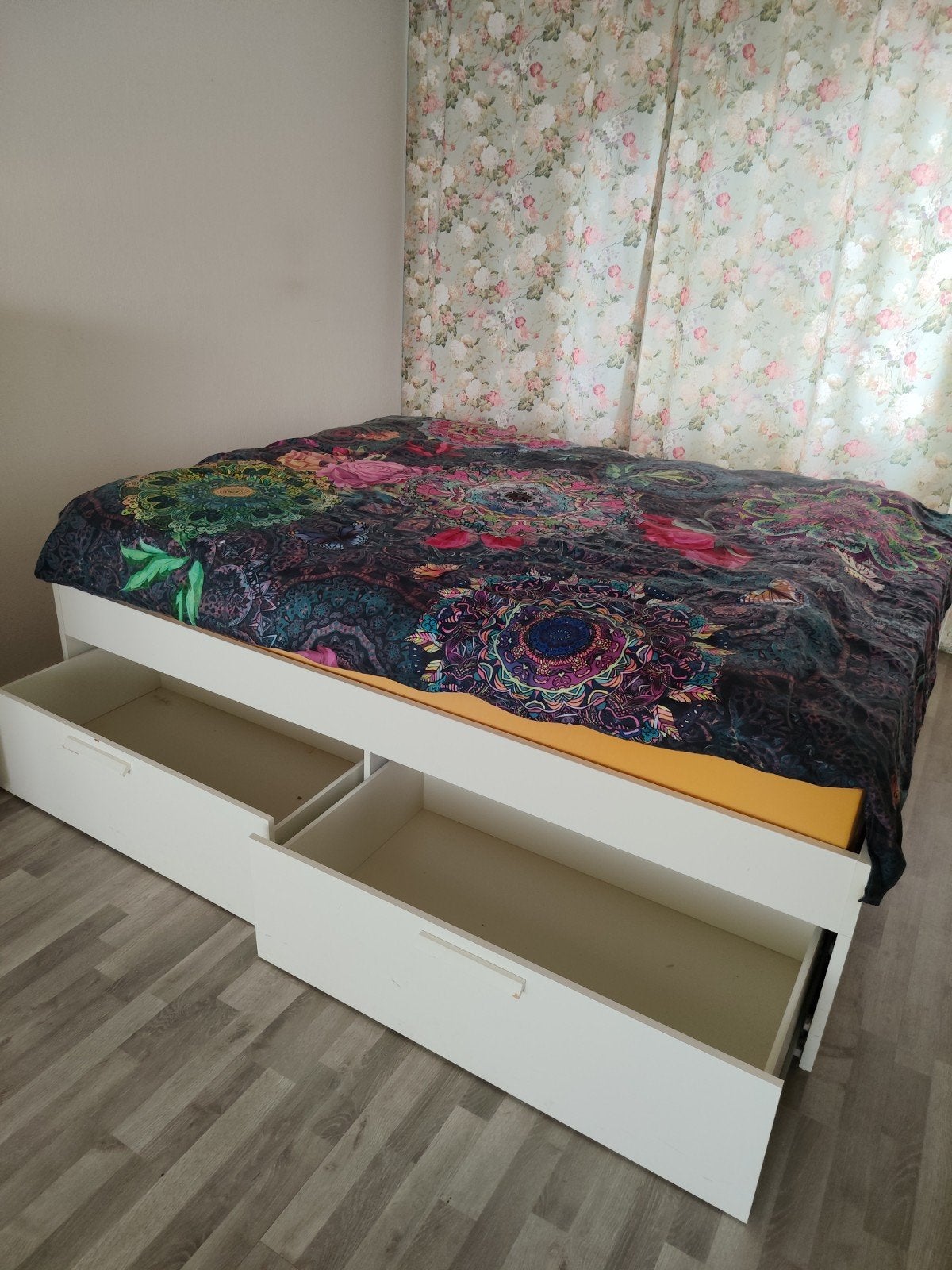Ikea Tweepersoonsbed 160x200 cm met hoofdbord en lades, Huis en Inrichting, Ophalen, Gebruikt, Wit, Tweepersoons