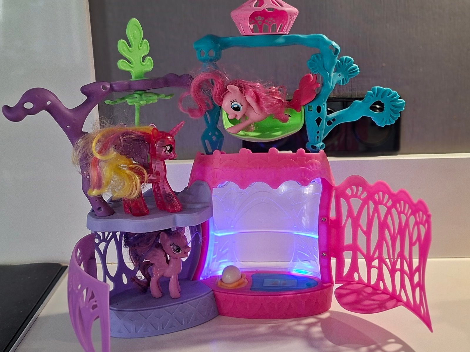 My Little Pony Zeepaleis met figuren, Ophalen of Verzenden, Zo goed als nieuw