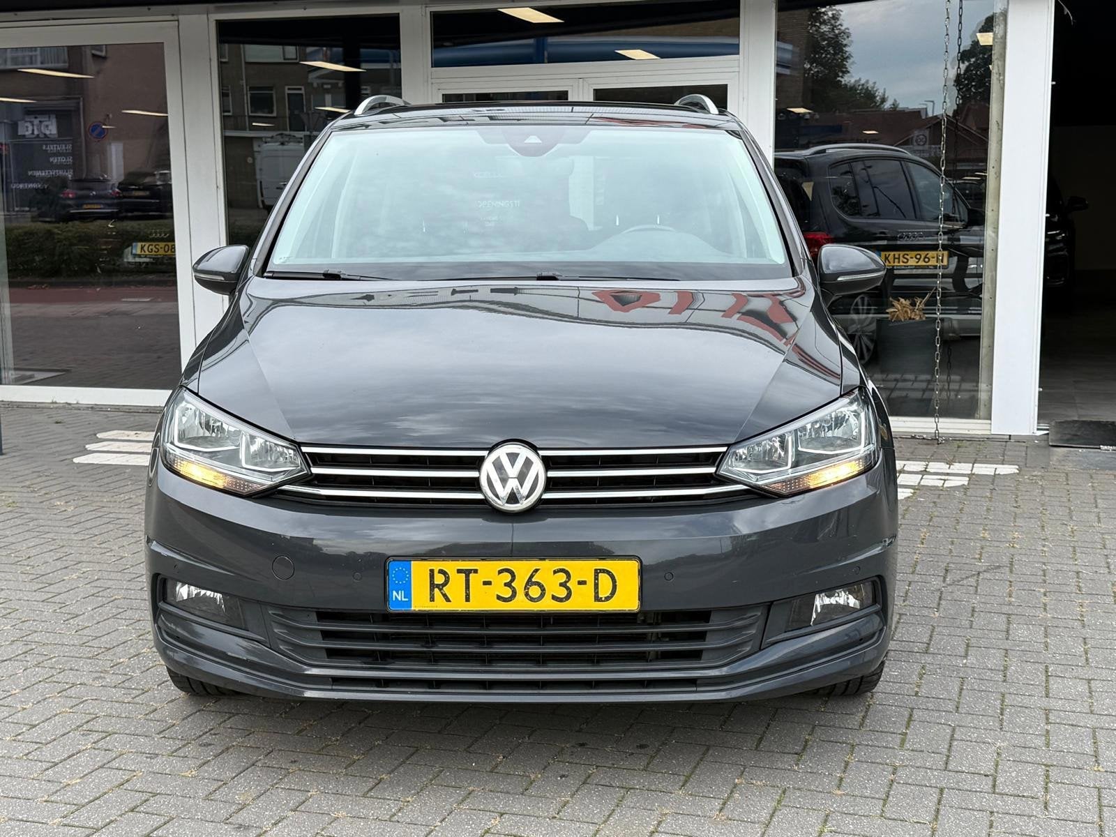 Volkswagen Touran 1.4 TSI DSG Comfortline Business | Navigat, Gebruikt, 4 cilinders, 150 pk, Origineel Nederlands