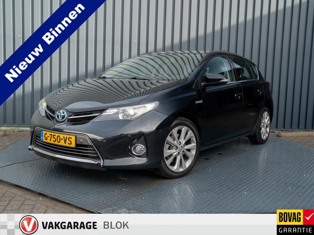 Toyota Auris 1.8 Hybrid Executive | Keyless | 17'' | Stoelve, 136 pk, Gebruikt, Zwart, 4 cilinders