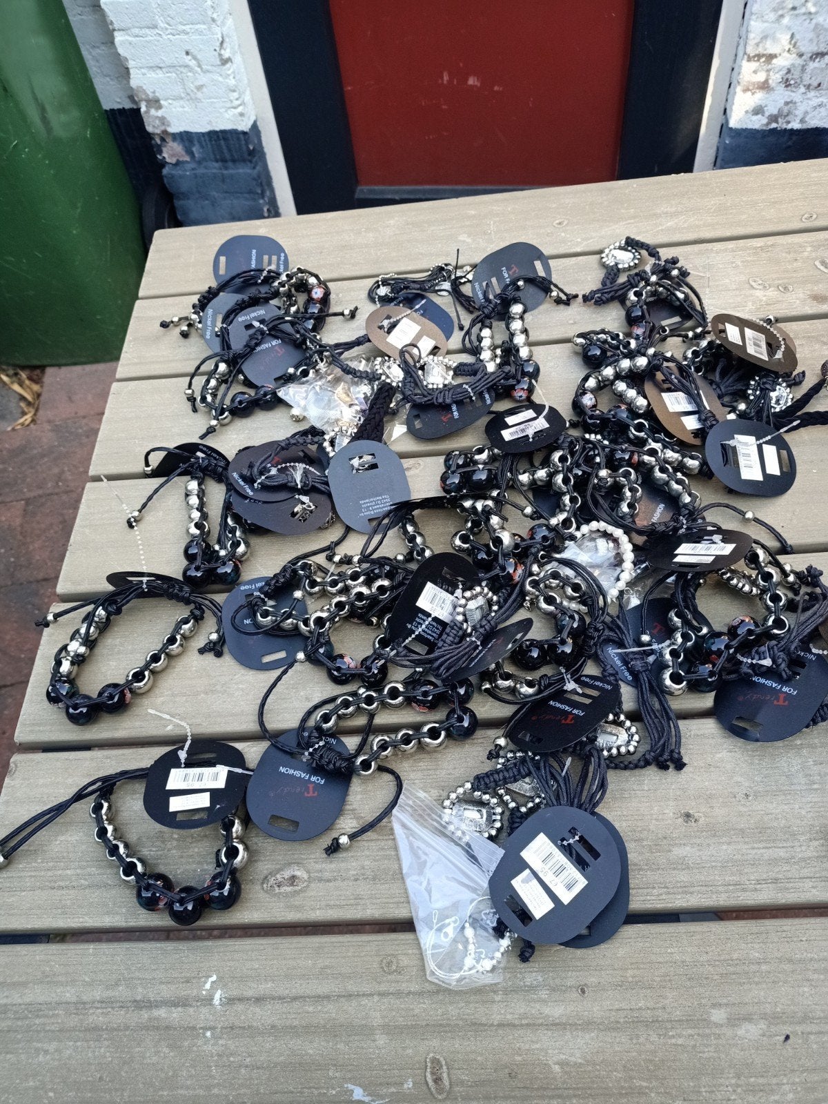armbanden, Ophalen, Nieuw