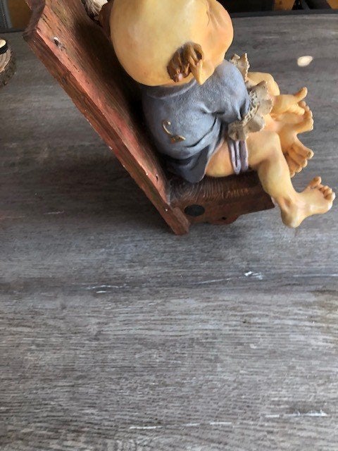 Laaf met wc rolhouder, Ophalen of Verzenden, Zo goed als nieuw, Beeldje of Poppetje