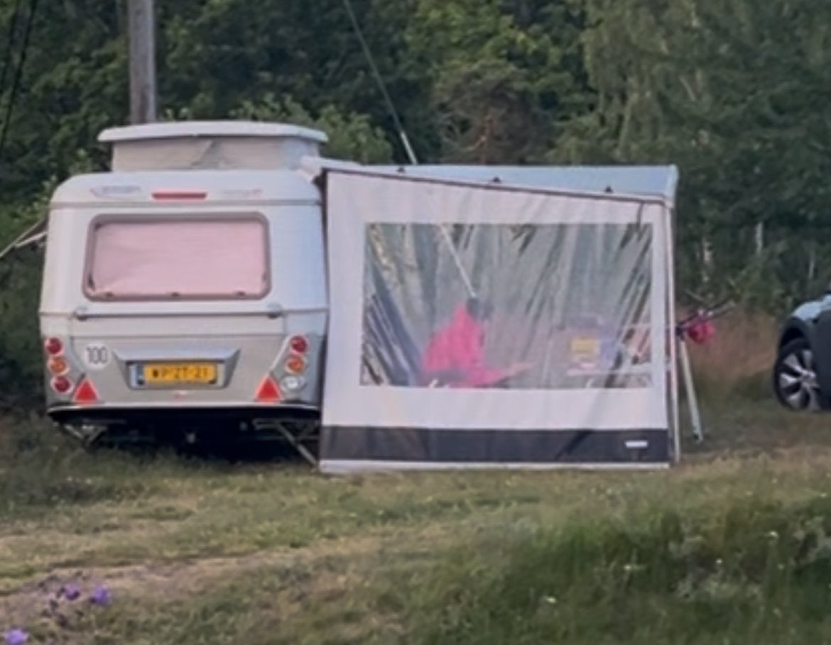 Thule Rainblocker 2st. G2 (250cm), 1 st 147cm) + Rafters, Caravans en Kamperen, Caravan accessoires, Zo goed als nieuw, Ophalen
