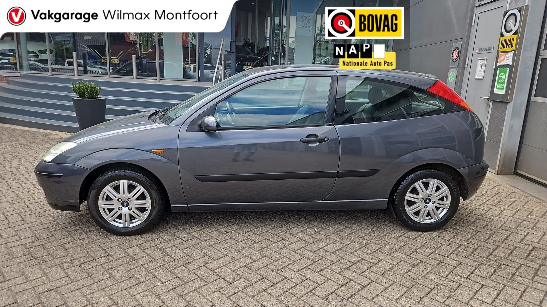 Ford Focus 1.6-16V Futura|Leder|Koude Airco|Clima|Volledige, Auto's, 1596 cc, 4 cilinders, Automatische klimaatregeling, 49 €/maand
