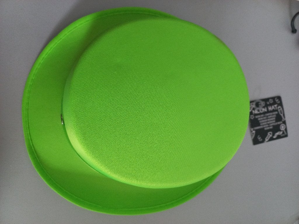 NIEUWE groene hoed te gebruiken voor carnaval / halloween, Maat 38/40 (M), Carnaval, Nieuw, Ophalen of Verzenden