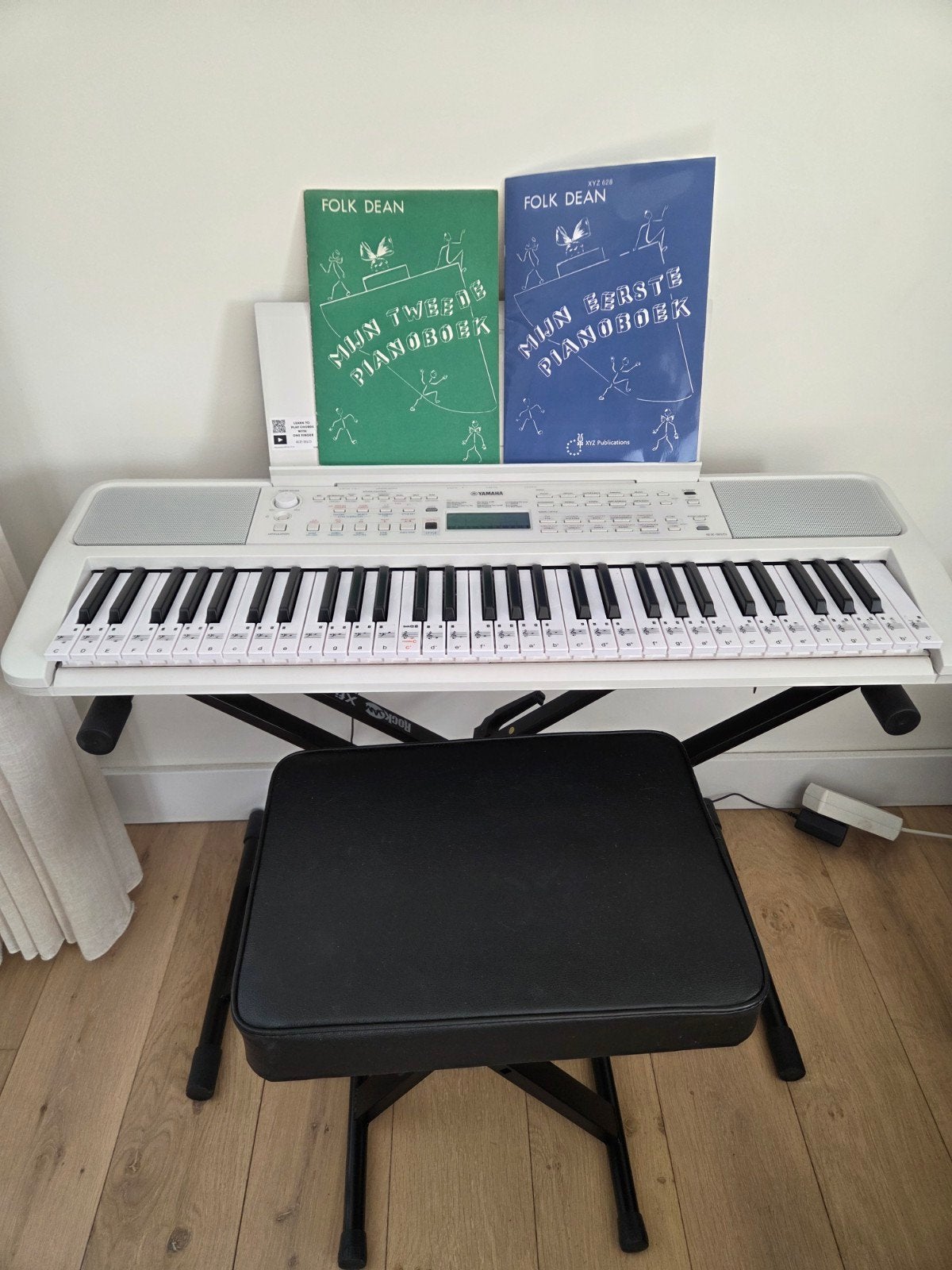 Yamaha EZ-310 keyboard + standaard met kruk, Muziek en Instrumenten, Keyboards, Ophalen, 61 toetsen, Yamaha