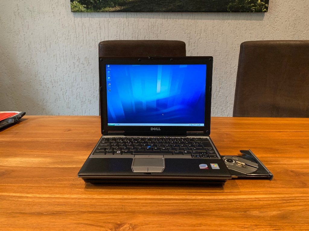 Nette 12 inch Dell Windows XP laptop - met docking. Accu OK, Computers en Software, Windows Laptops, HDD, Minder dan 4 GB, 60 GB