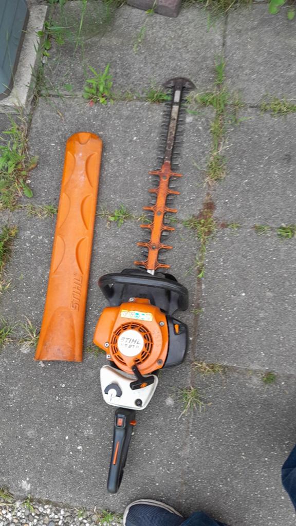 Stihl HS 81 R Heggenschaar - Aan/uit knop defect, Ophalen, Gebruikt, Benzine, Stihl