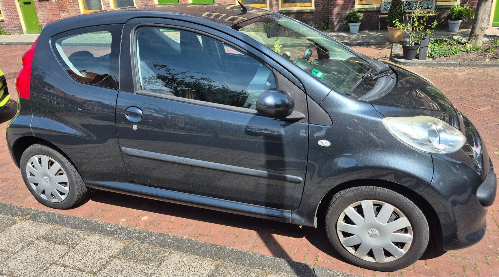 Peugeot 107 1.0 12V 3DR 2008 Grijs, Auto's, Peugeot, Voorwielaandrijving, 4 stoelen, 68 pk, Origineel Nederlands