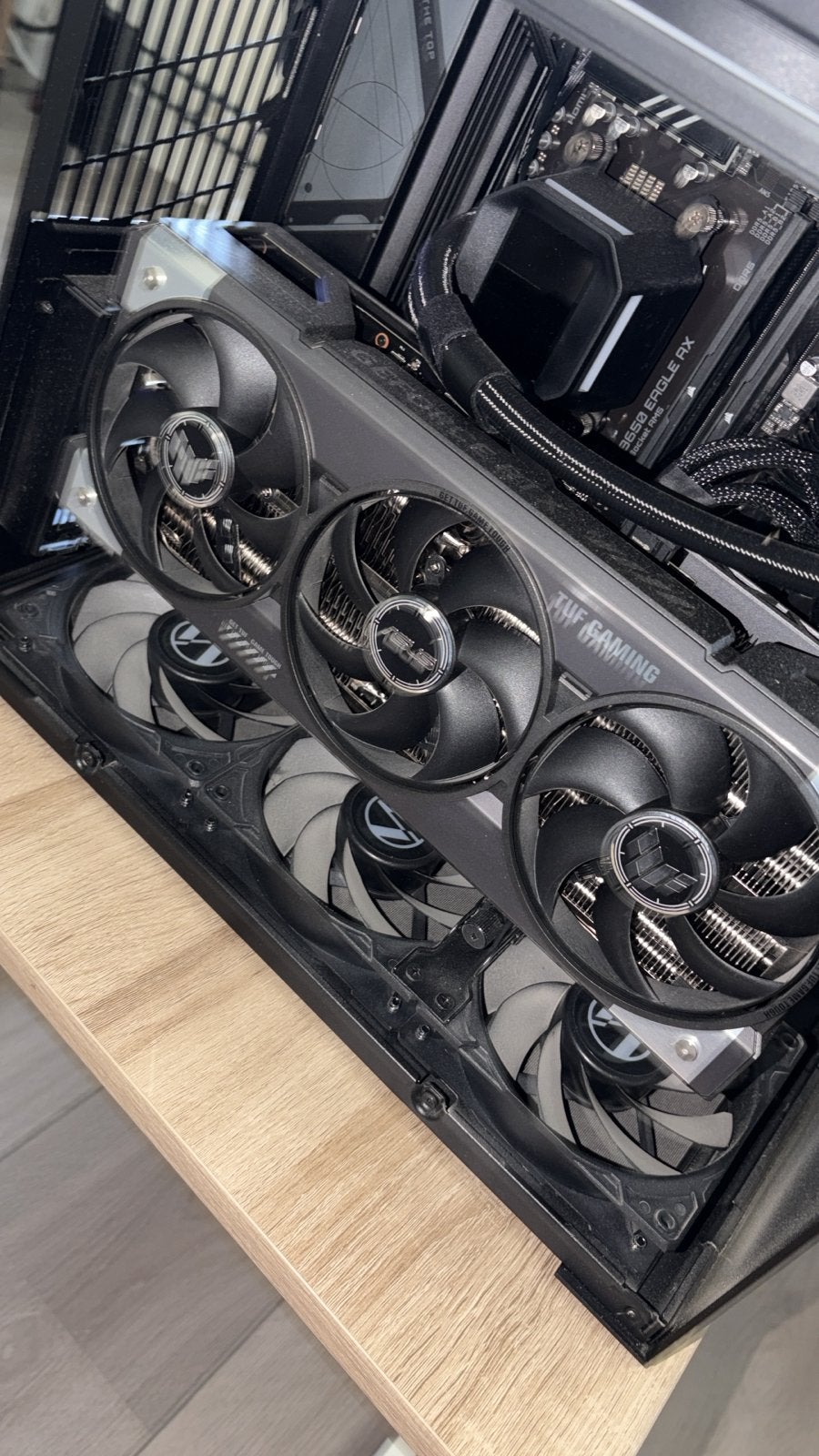 ASUS TUF Gaming GeForce RTX 5080 Videokaart, HDMI, GDDR6, Ophalen of Verzenden, Zo goed als nieuw