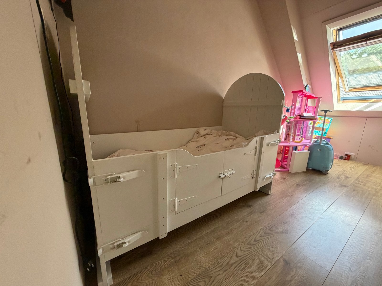 Kinderbed 150x70 cm - Wit houten bedje, Ophalen, Gebruikt, 70 tot 85 cm, 140 tot 160 cm