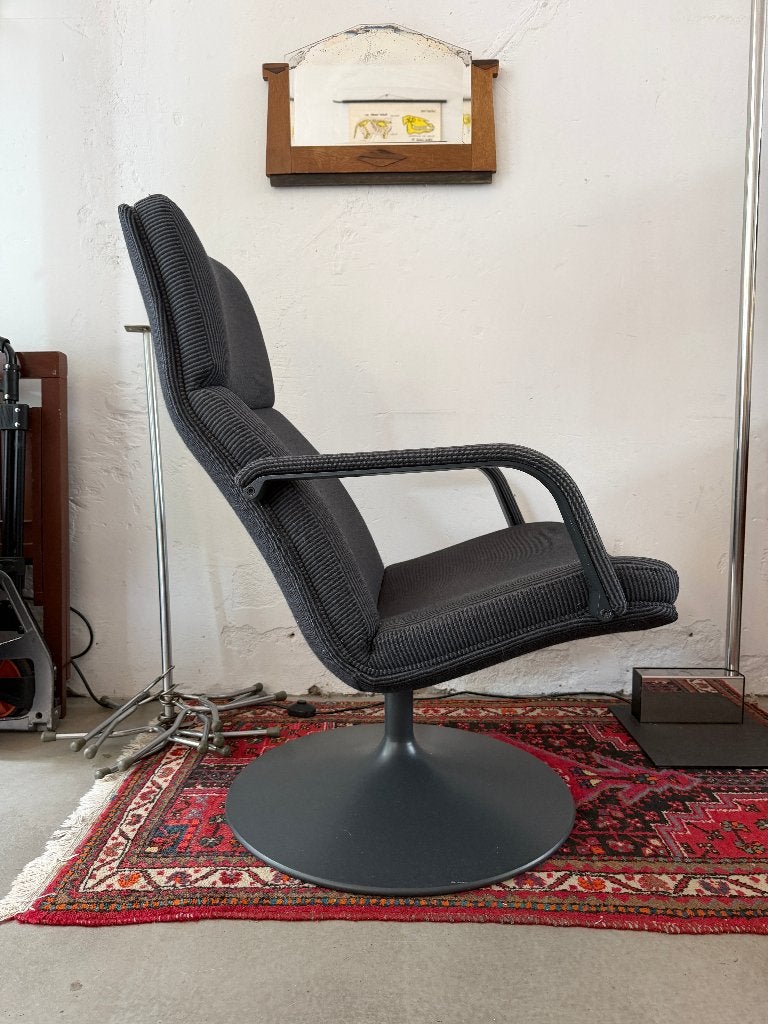 Vintage Artifort draaifauteuil F142 design Geoffrey Harcourt, Huis en Inrichting, Fauteuils, Ophalen, Gebruikt, -, -