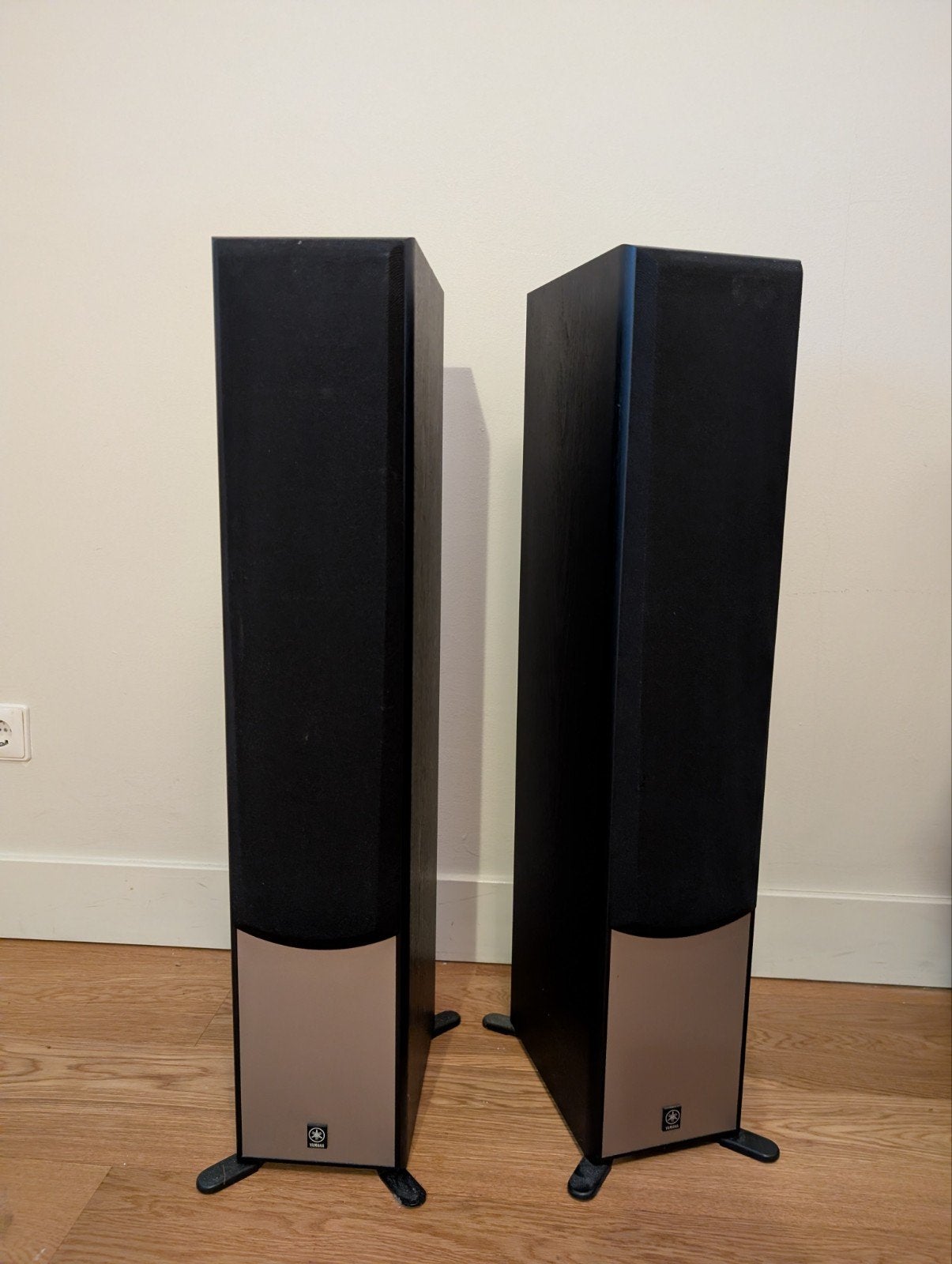 Yamaha NS-150 Speakers - Goud vergulde aansluitingen