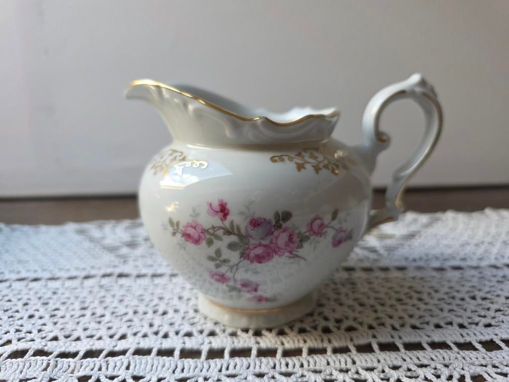 Roomkannetje met romantische roosjes, Ophalen of Verzenden