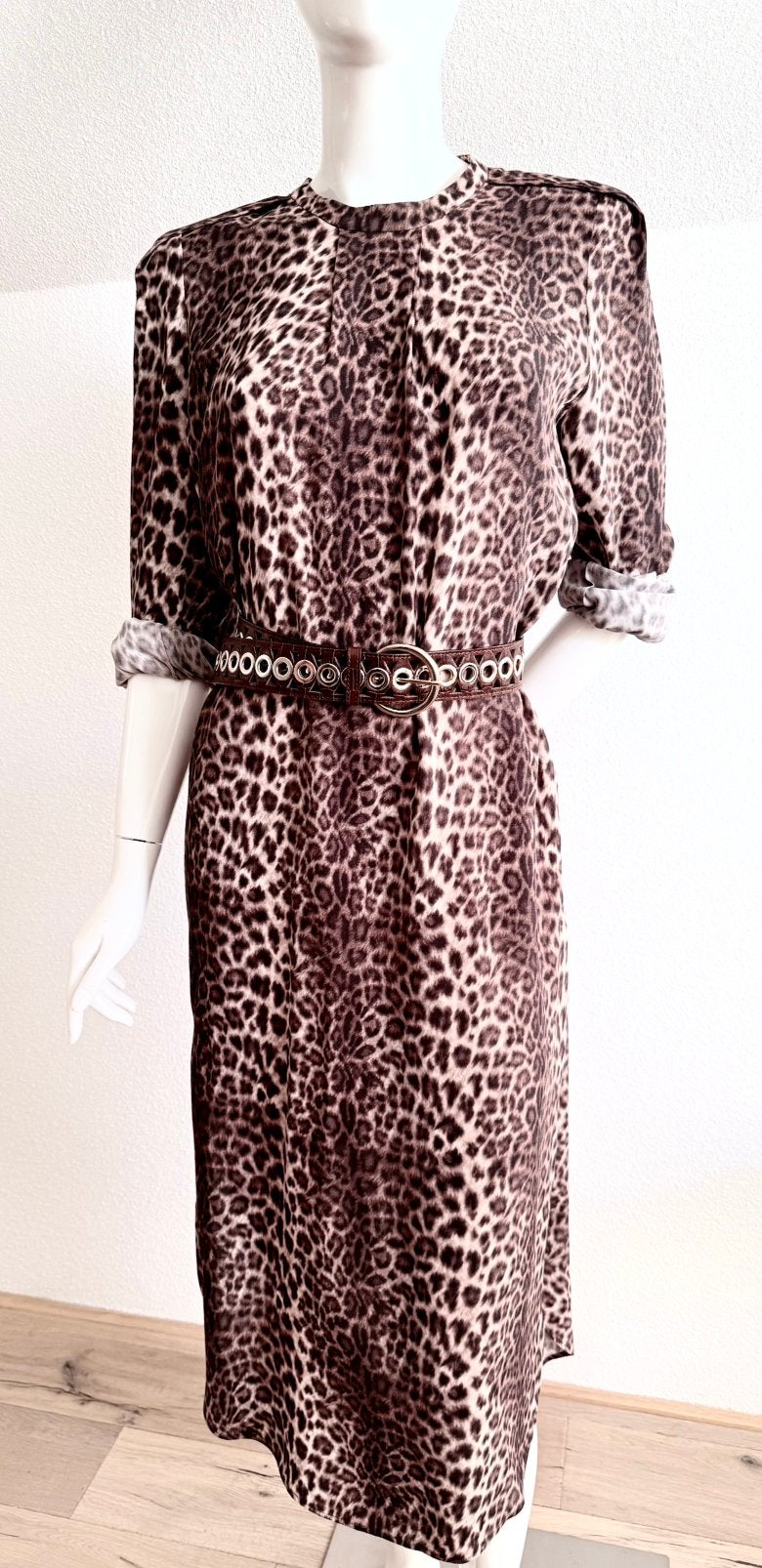 BY MALENE BIRGER LEOPARD JURK, 40 (NEW €389) ALS NIEUW💖💖💖, Maat 38/40 (M), Overige kleuren, Ophalen of Verzenden, Zo goed als nieuw