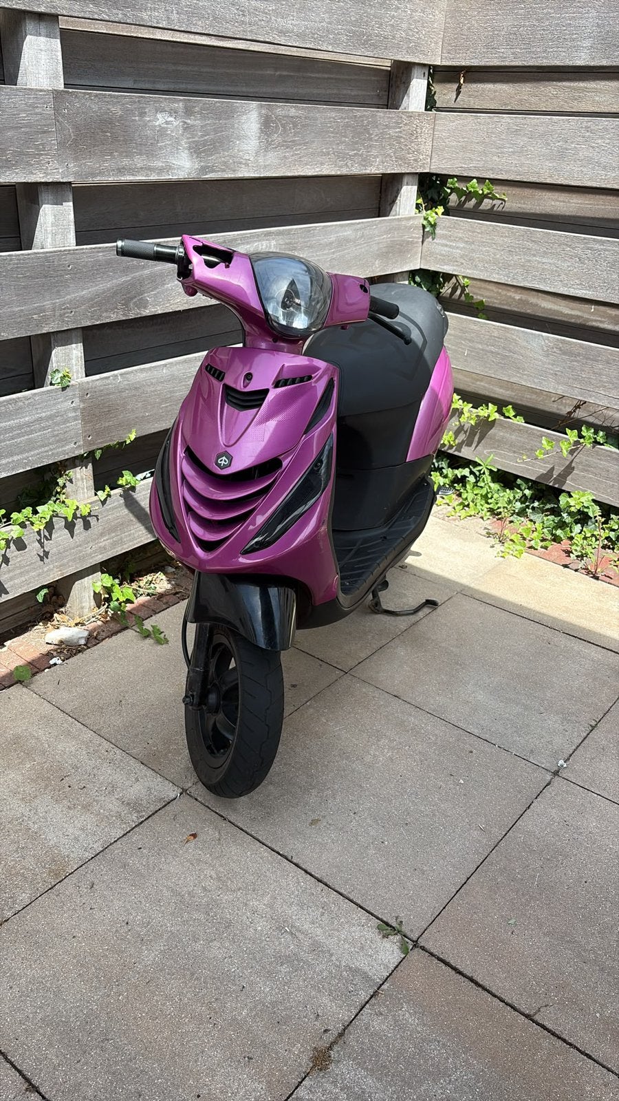 Piaggio Zip 70cc Brom 2 Takt, Fietsen en Brommers, Scooters | Piaggio, Zo goed als nieuw, Zip, Maximaal 45 km/u, Tweetakt, Ophalen