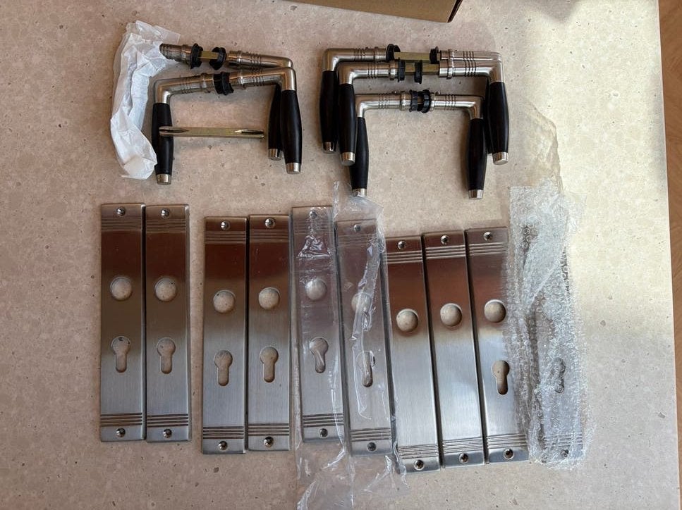 Nieuw 5x Intersteel Deurkruk Ton Basic Mat Nikkel met Schild, Ophalen of Verzenden, Nieuw, Overige materialen, Klink of Kruk