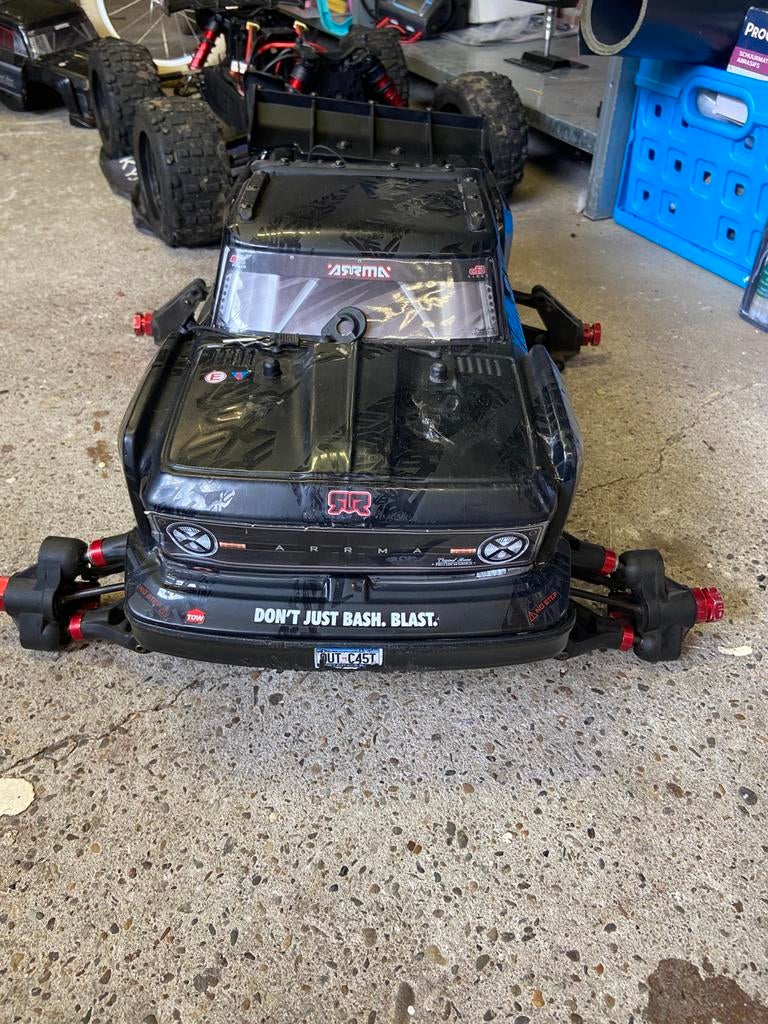 Arrma outcast 8s chassis, Ophalen, Overige schalen, Auto offroad