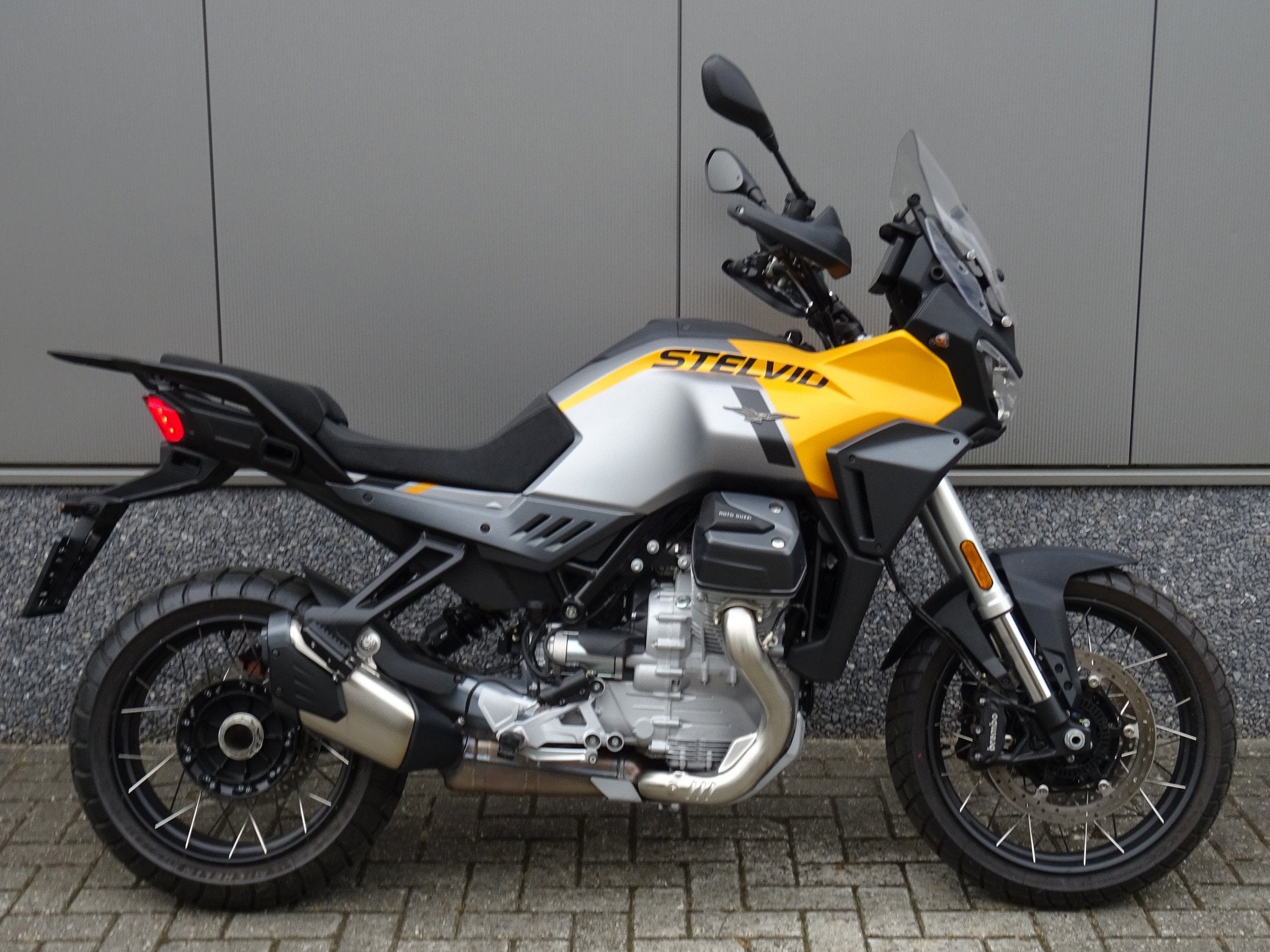 Moto Guzzi STELVIO (bj 2026), Bedrijf, Toermotor, 1154 cc