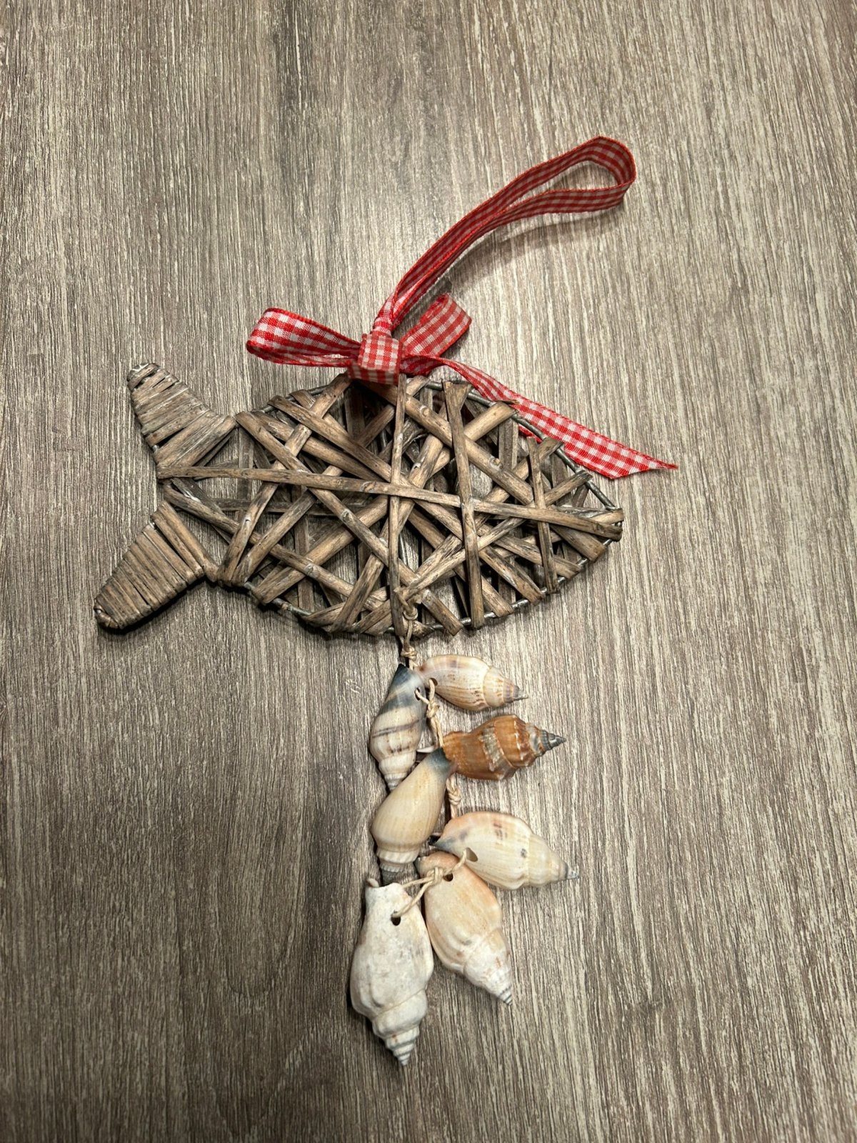 Decoratie / riet vis + schelpen, Huis en Inrichting, Woonaccessoires | Wanddecoraties, Ophalen of Verzenden, Zo goed als nieuw