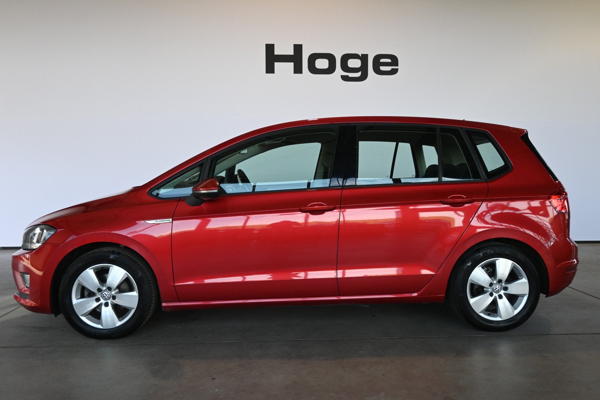 Volkswagen Golf Sportsvan 1.0 TSI Automaat Comfortline Clima, Stof, Gebruikt, Met garantie (alle), 1246 kg