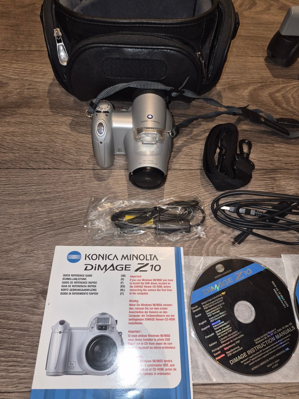 Konica Minolta DiMAGE Z10 Dig. Camera met Tas en Accessoi, Ingebouwde flitser, Gebruikt, Konica, Cameratas