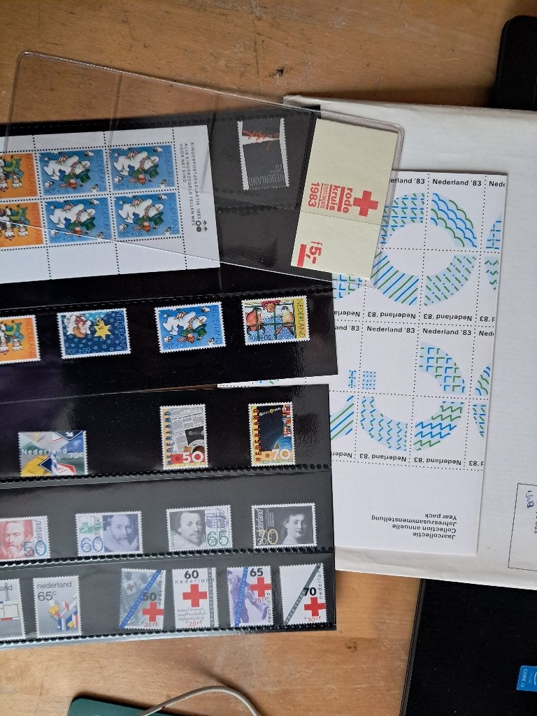 Jaarcollectie 1983, Postzegels en Munten, Ophalen of Verzenden, Na 1940, Postfris