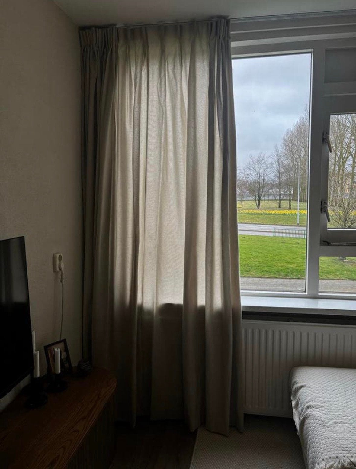 Karwei carita gordijn, Huis en Inrichting, Stoffering | Gordijnen en Lamellen, Nieuw, Beige, Ophalen of Verzenden