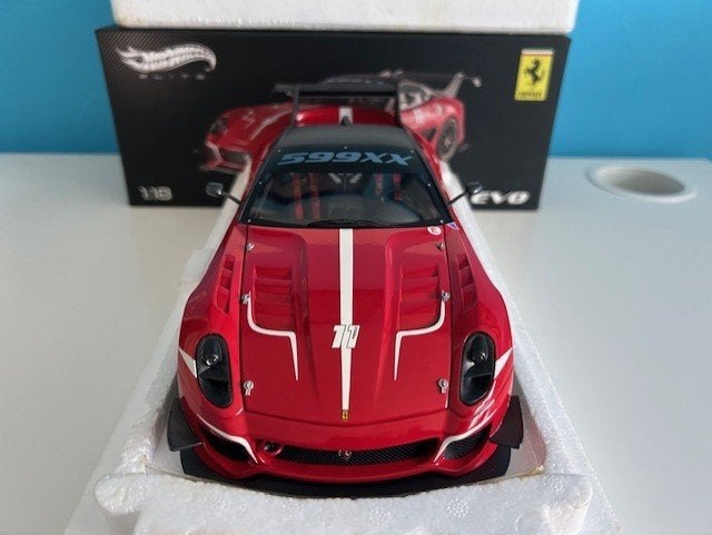 FERRARI 599XX EVO #11 1:18 HOT WHEELS ELITE, Hobby en Vrije tijd, Ophalen of Verzenden, Zo goed als nieuw, Auto, Hot Wheels