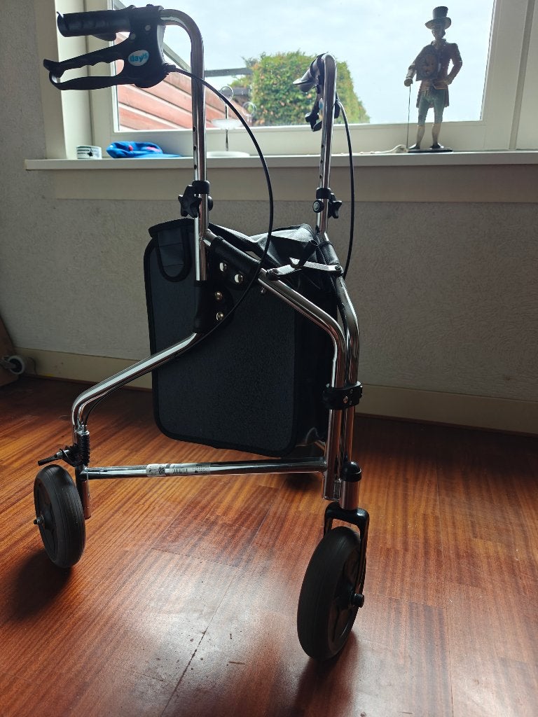 Driewiel Rollator, lichtgewicht indoor, Diversen, Ophalen, Lichtgewicht, Zo goed als nieuw