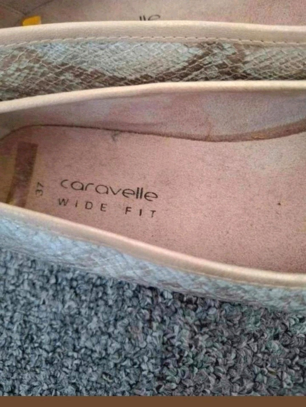 Caravelle Wide Fit Ballerina's Zilver/Champagne – Maat 37, Kleding | Dames, Schoenen, Caravelle, Beige, Nieuw, Ballerina's