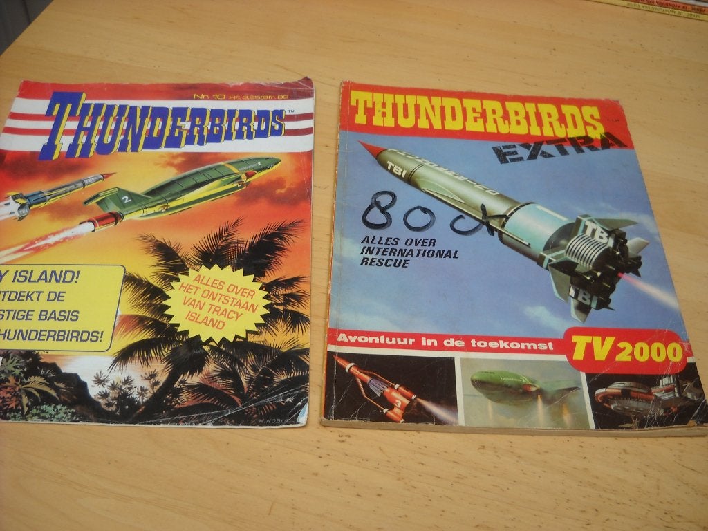 Thunderbirds, Gelezen, Ophalen of Verzenden, Diversen, Meerdere stripboeken