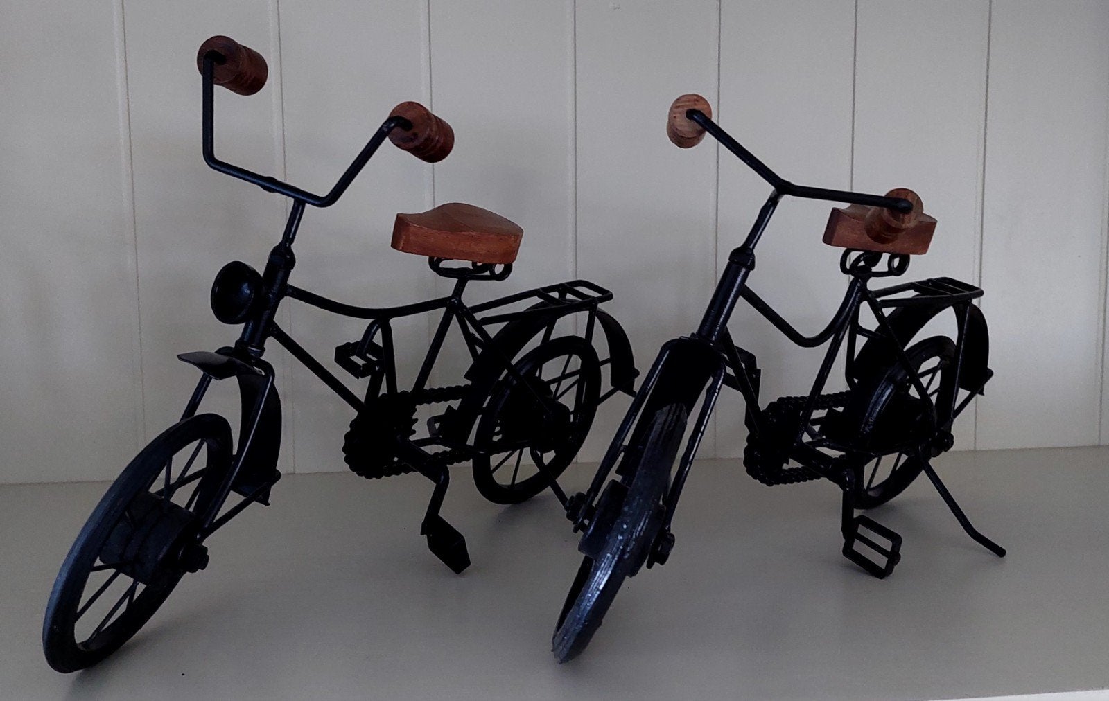 2 zwarte miniatuur fietsen, Ophalen of Verzenden, Zo goed als nieuw
