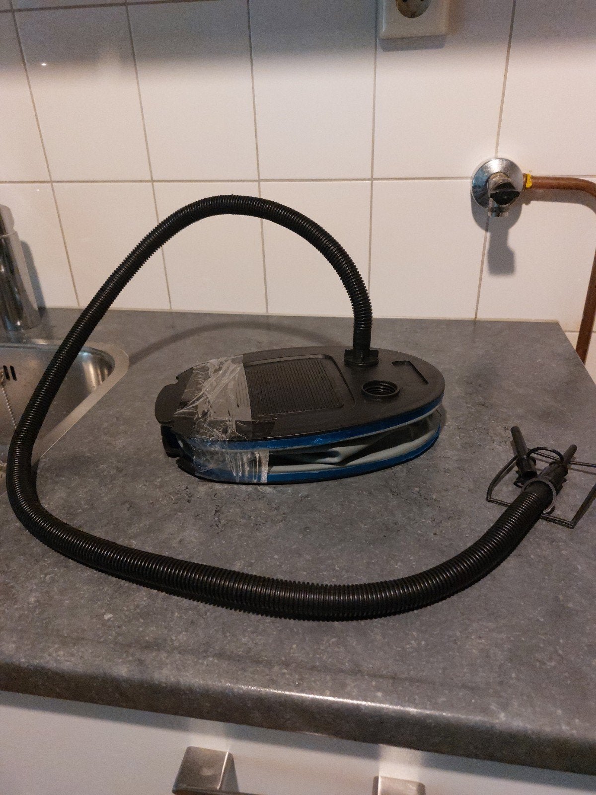 Voetpomp voor opblaasboot, zwembad, luchtbed, etc., Ophalen of Verzenden, Nieuw