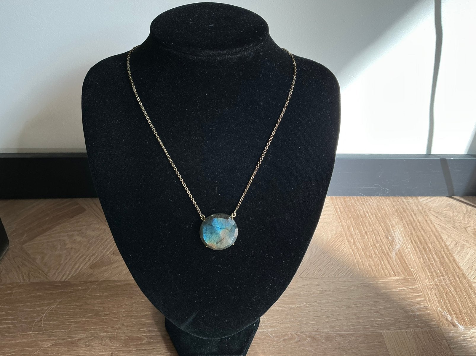 Goudkleurige ketting met labradoriet ,edelsteen ketting, Gebruikt, Steen of Mineraal, Met edelsteen, Verzenden