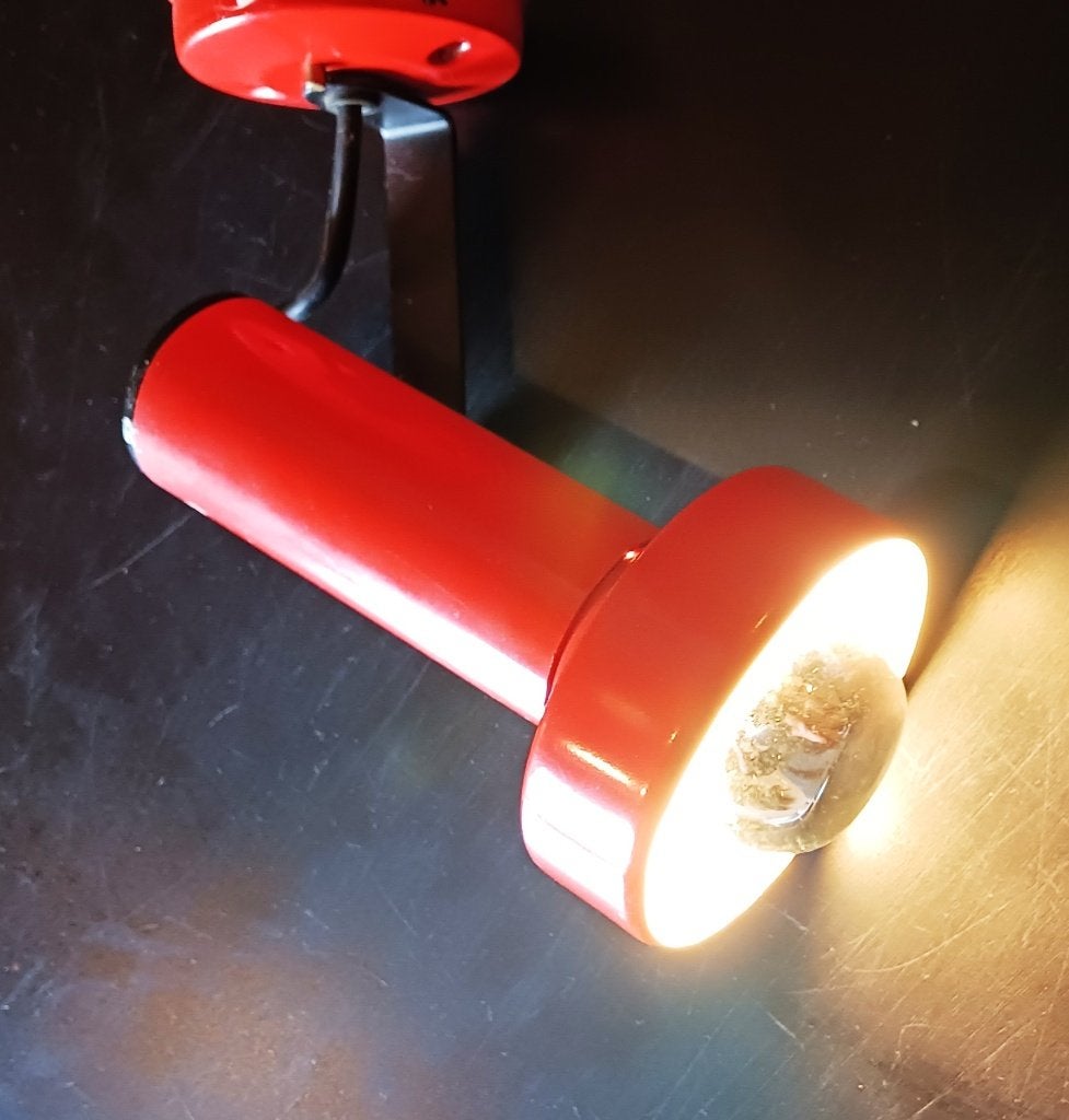 Vintage Industriële Wandspot / OranjeRood / Kopspiegellamp, Huis en Inrichting, Lampen | Spots, Gebruikt, Plafondspot of Wandspot