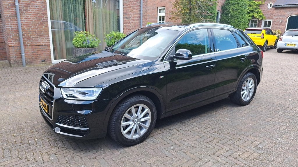 Audi Q3 1.4 Tfsi 110KW S-tronic 2018 Zwart, Auto's, Automaat, 1800 kg, 4 cilinders, Zwart