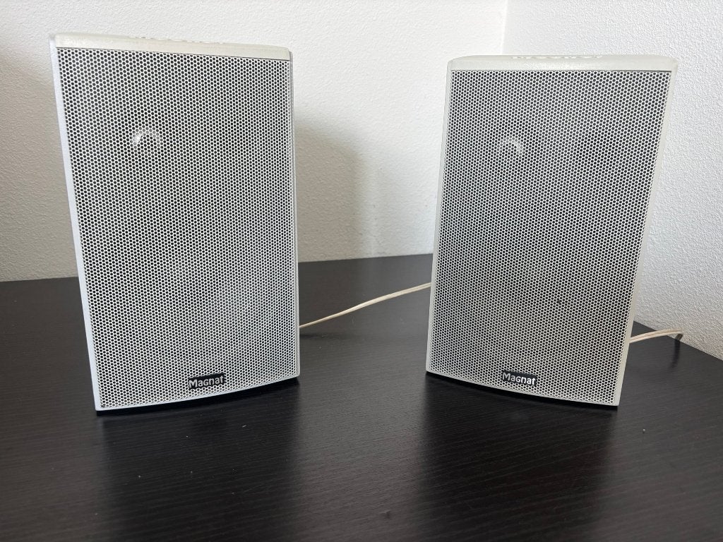2x speakers Magnet Symbol Pro 160 – 225W - wit, 150 watt of meer, Geschikt voor surround/home cinema, Ophalen of Verzenden, Zo goed als nieuw