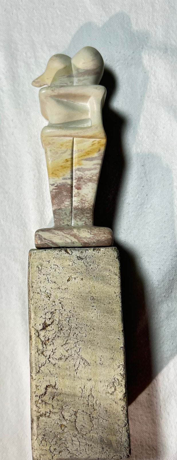 Edelsteen beeld Love Liefde Man Vrouw 21 cm op stenen voet, Ophalen of Verzenden