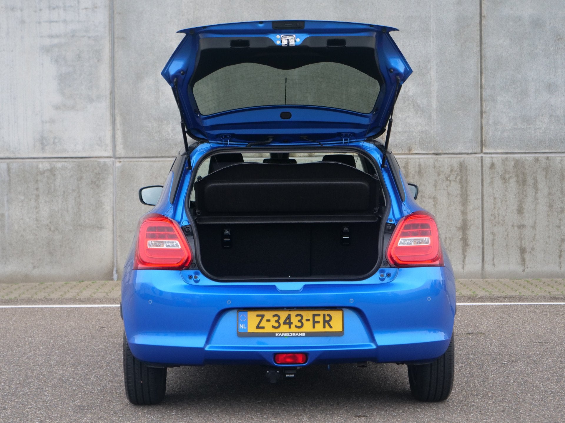 Suzuki Swift 1.2 Style Smart Hybrid | camera | navi | trekha, Dealer onderhouden, Stof, Gebruikt, 4 cilinders