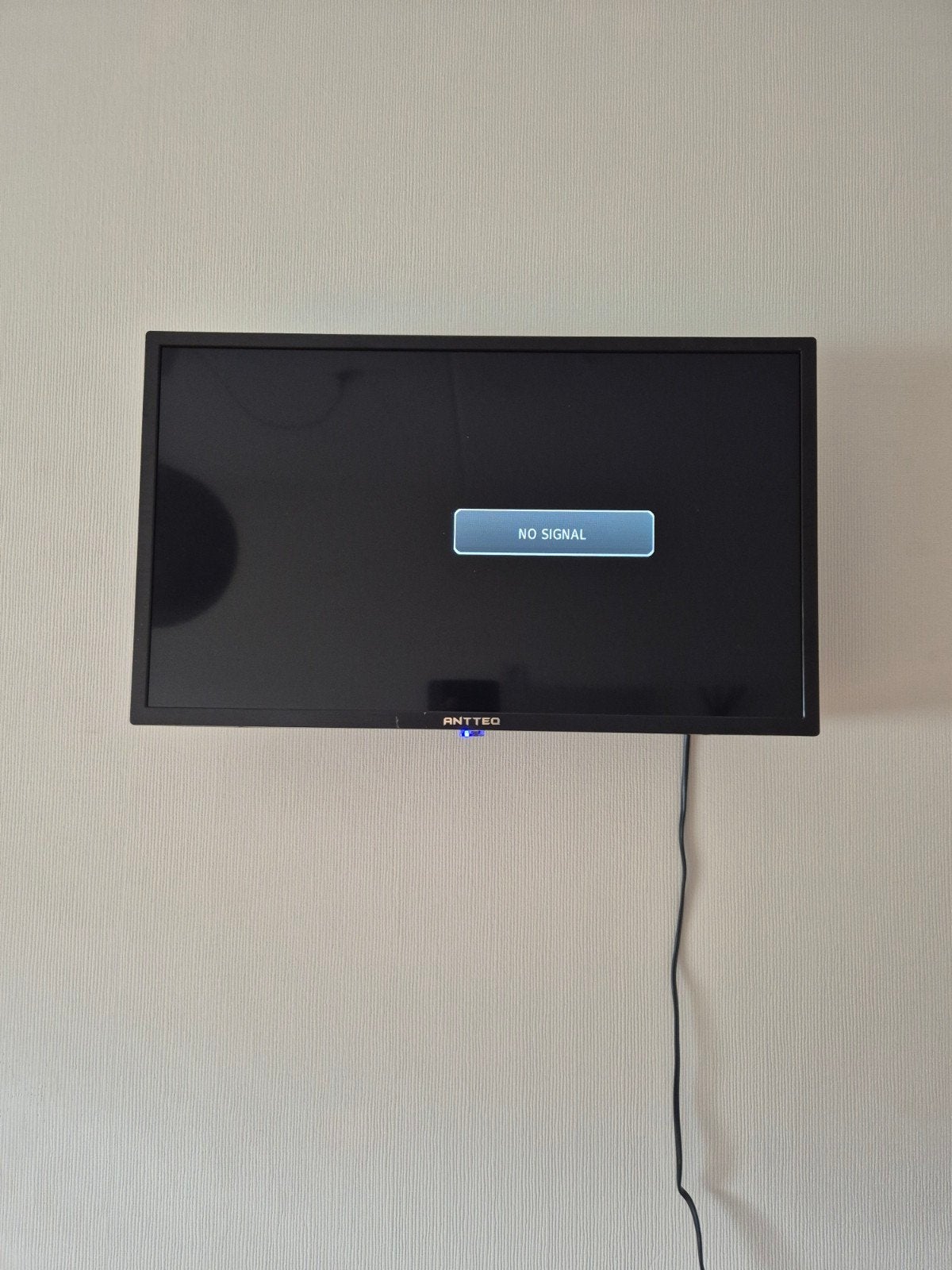 24 inch led tv, Ophalen, Zo goed als nieuw, 50 Hz, Overige merken