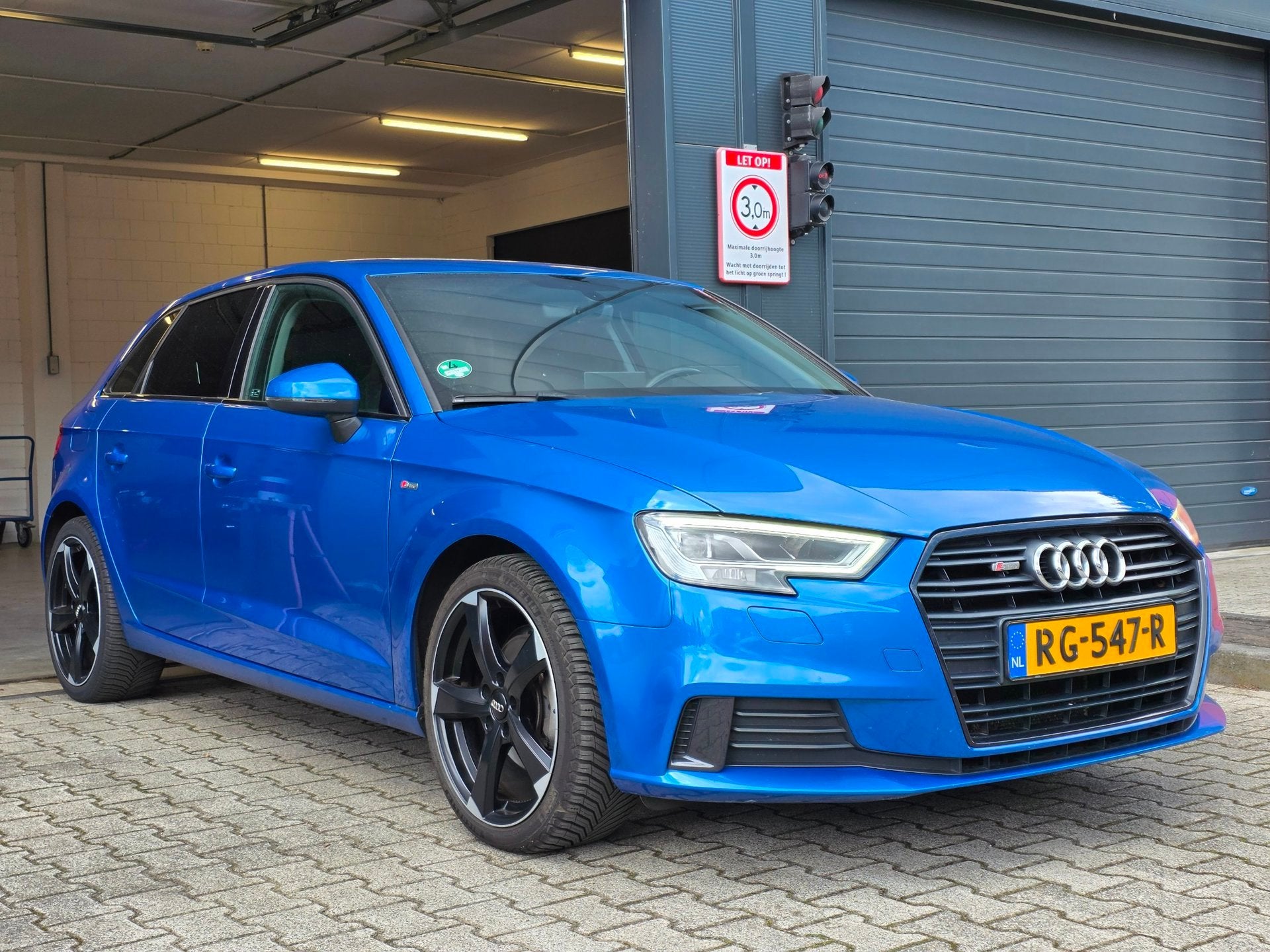 Audi A3 Sportback 1.0 TFSI Sport Lease Edition / NAP ! / '18, Auto's, Gebruikt, Met garantie (alle), Blauw, Origineel Nederlands