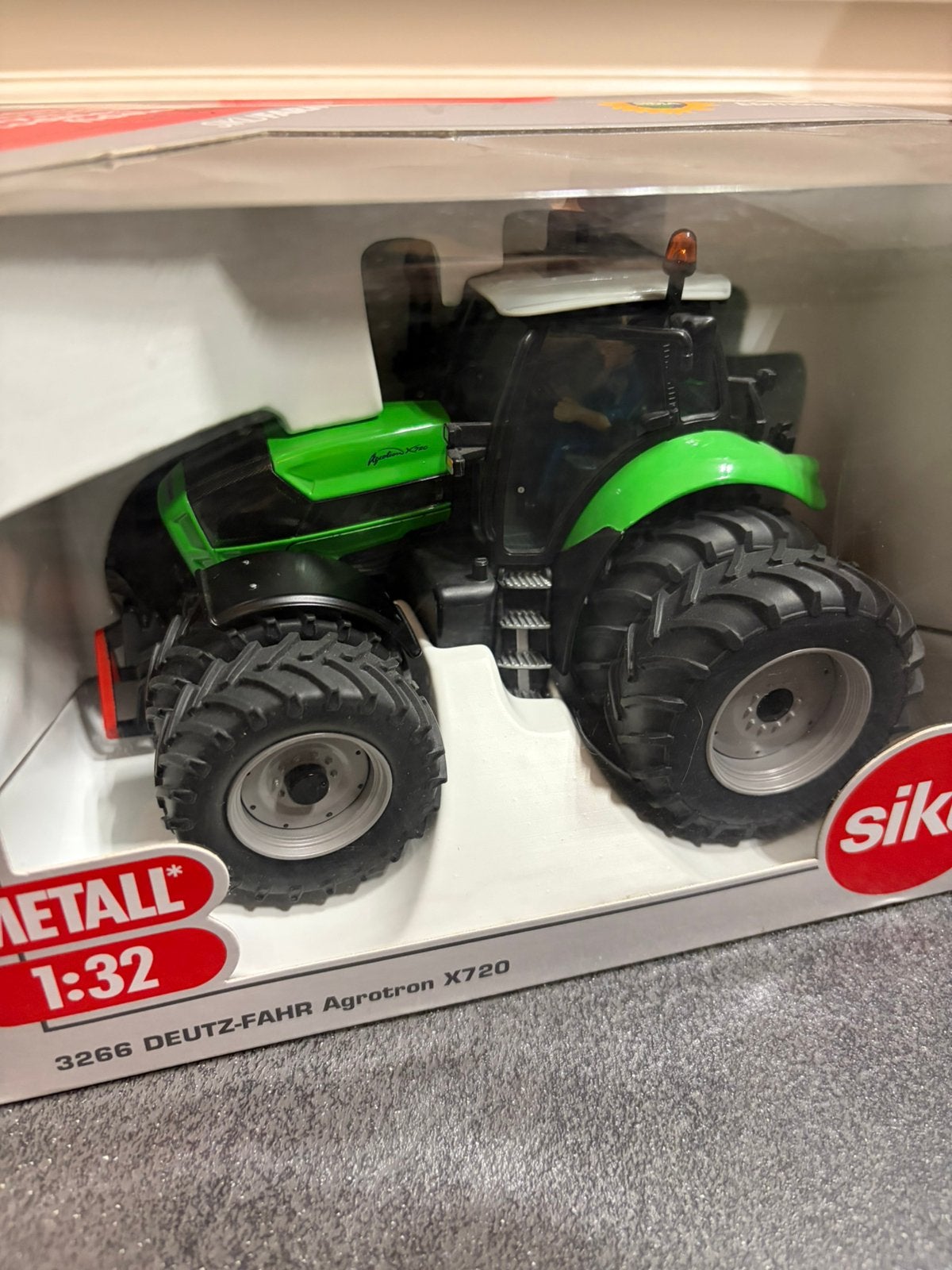 SIKU DEUTZ X720 SIMA, Ophalen of Verzenden, Nieuw, Tractor of Landbouw, SIKU