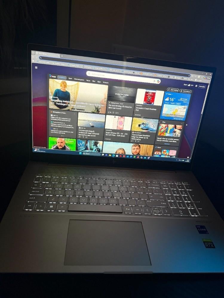 HP Laptop | 17,3 Inch | i7 | 16GB RAM | 1TB SSD | RTX 2050, Ophalen, Qwerty, Intel® Core™ i7 , Zo goed als nieuw