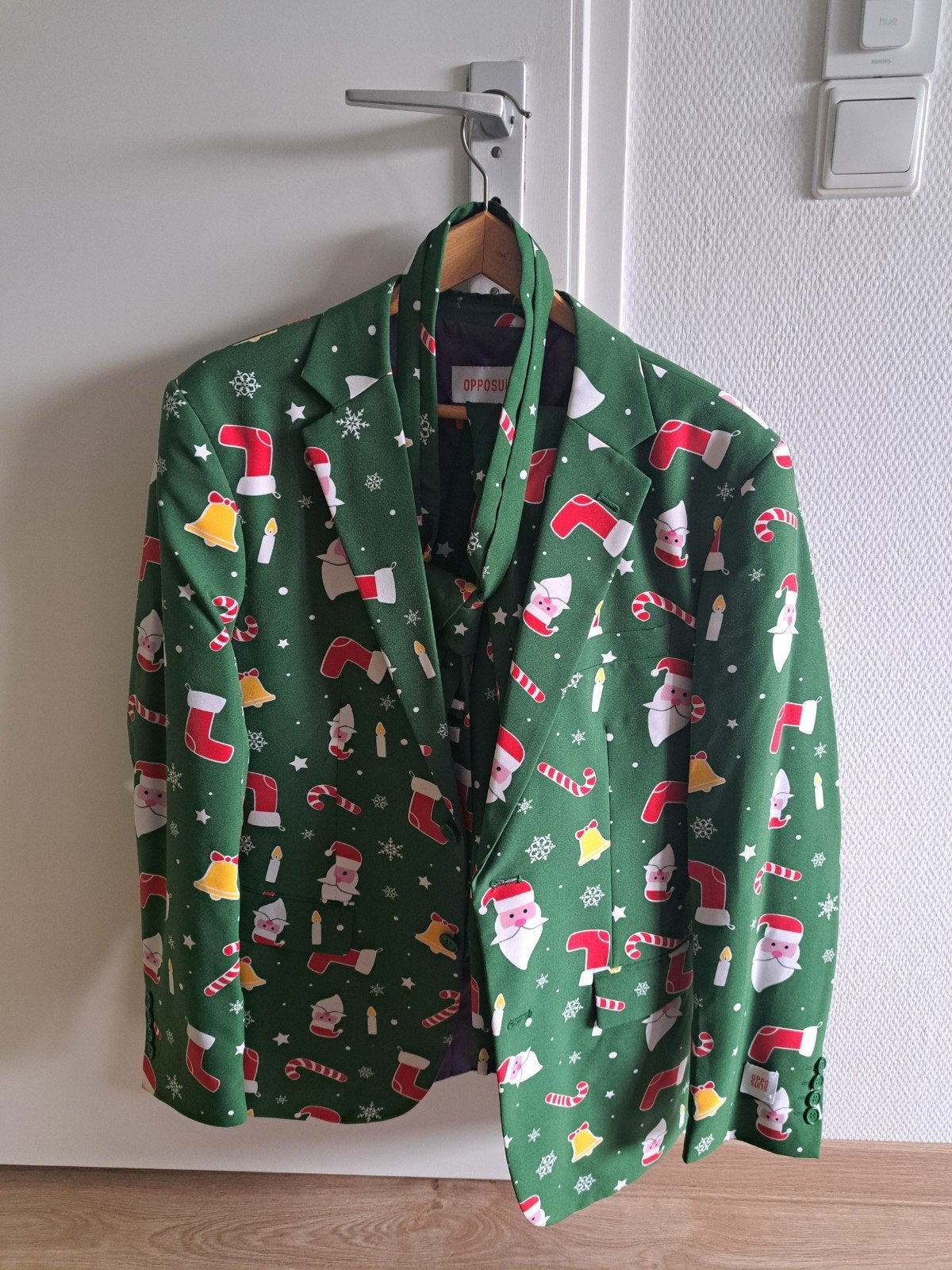 Opposuits Kerstpak: Jasje, Broek en Stropdas. UK40/EU50, Maat 52/54 (L), Opposuits, Kerstmis of Sinterklaas, Ophalen of Verzenden